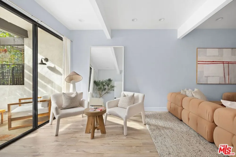 1618 Michael Lane Los Angeles, CA 90272