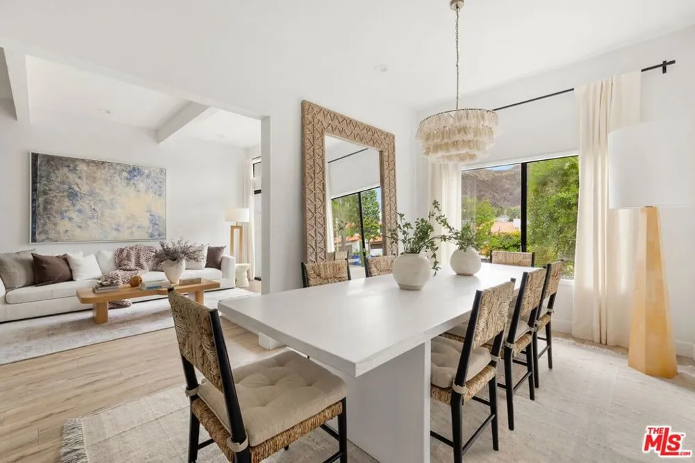 1618 Michael Lane Los Angeles, CA 90272