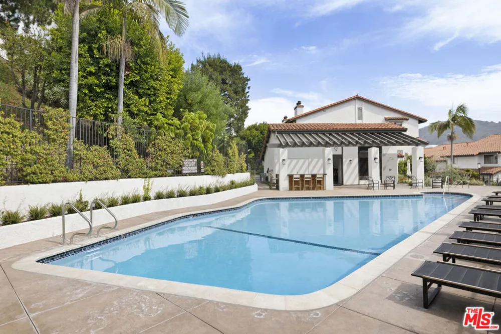 1618 Michael Lane Los Angeles, CA 90272