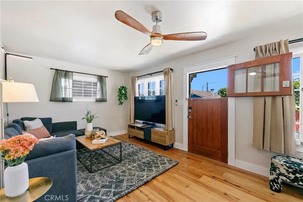 719 Columbia Place Torrance, CA 90501