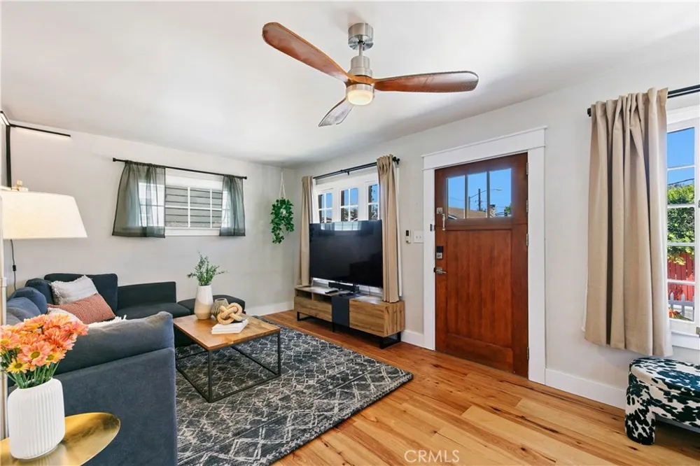 719 Columbia Place Torrance, CA 90501
