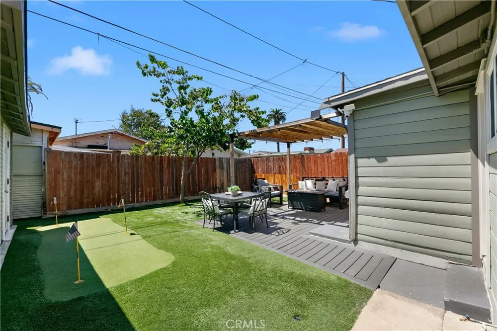 719 Columbia Place Torrance, CA 90501