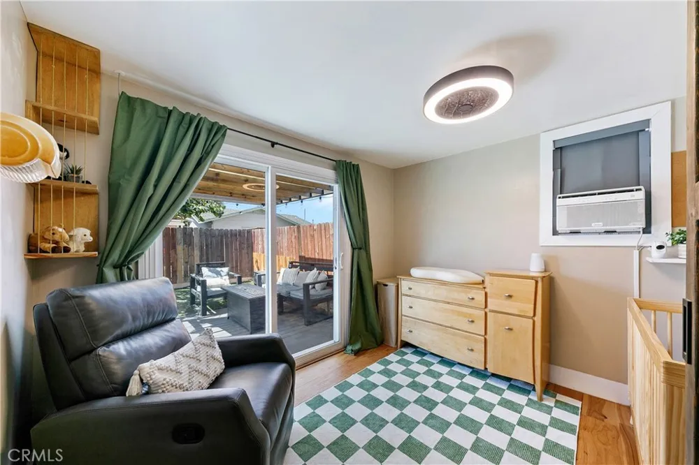 719 Columbia Place Torrance, CA 90501