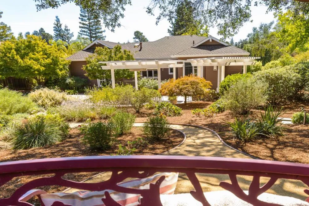 1273 Windimer Drive Los Altos, CA 94024
