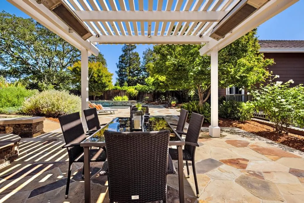 1273 Windimer Drive Los Altos, CA 94024