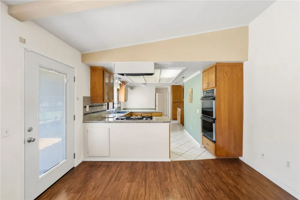 1732 E Mission Road Fallbrook, CA 92028