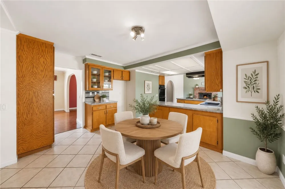 1732 E Mission Road Fallbrook, CA 92028