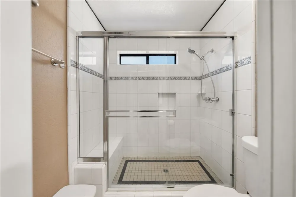 1732 E Mission Road Fallbrook, CA 92028