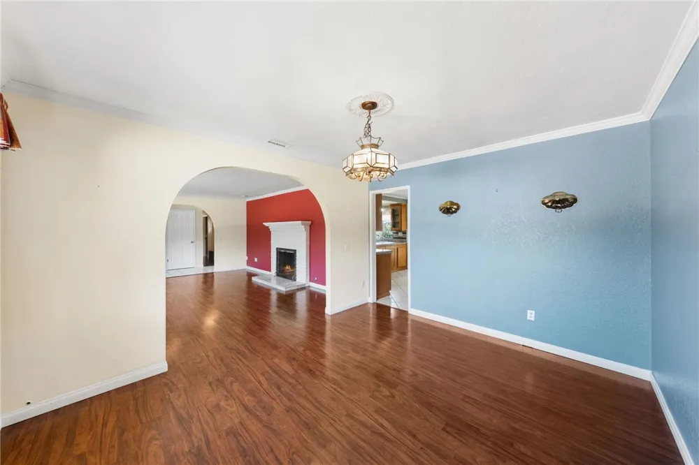 1732 E Mission Road Fallbrook, CA 92028