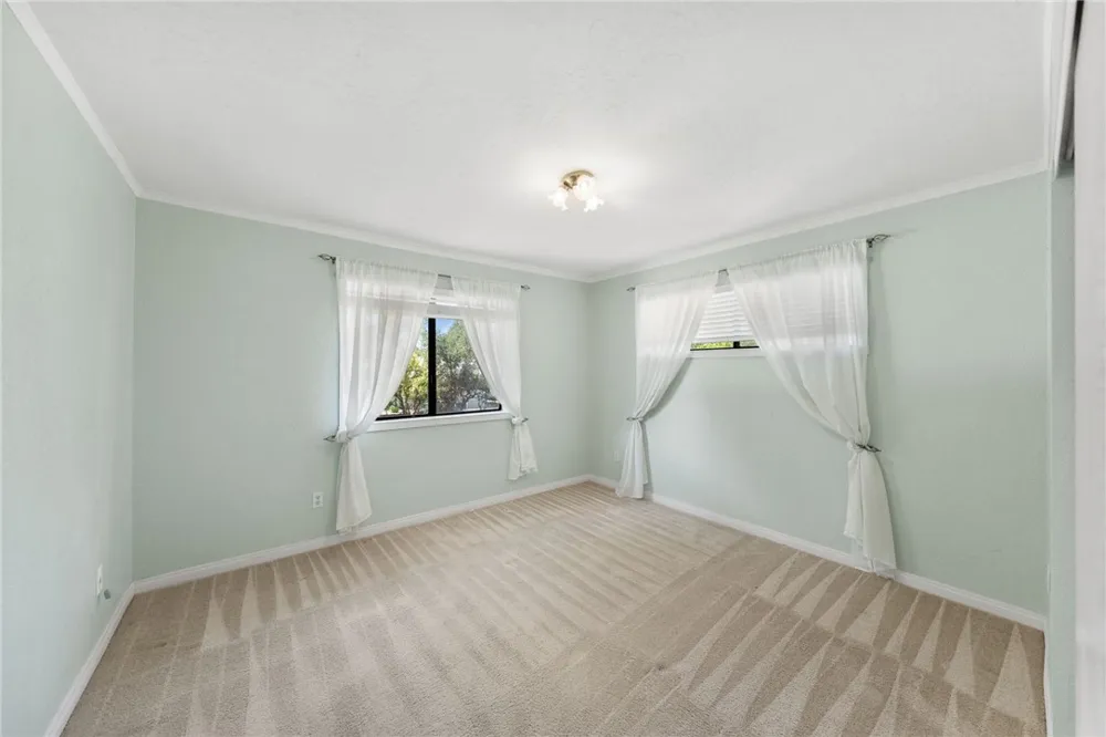 1732 E Mission Road Fallbrook, CA 92028