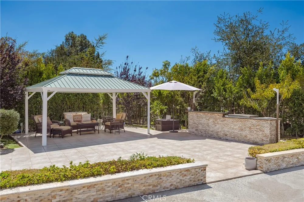 3851 Karen Lynn Drive Glendale, CA 91206