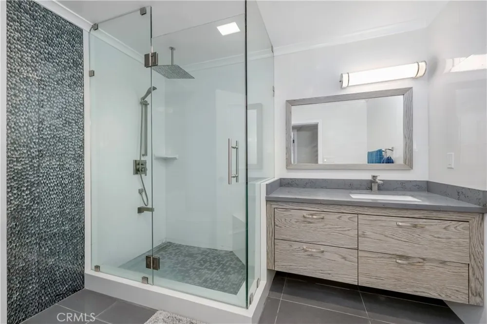 3851 Karen Lynn Drive Glendale, CA 91206