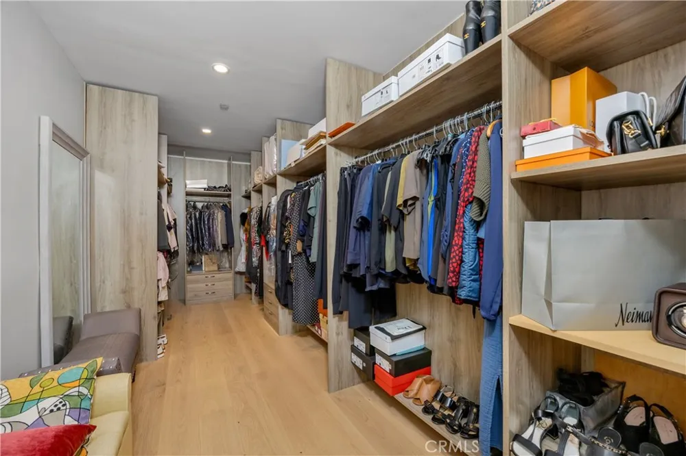 3851 Karen Lynn Drive Glendale, CA 91206