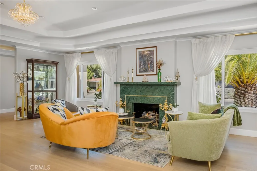 3851 Karen Lynn Drive Glendale, CA 91206