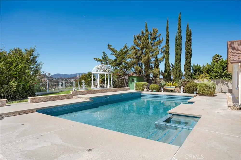 3851 Karen Lynn Drive Glendale, CA 91206