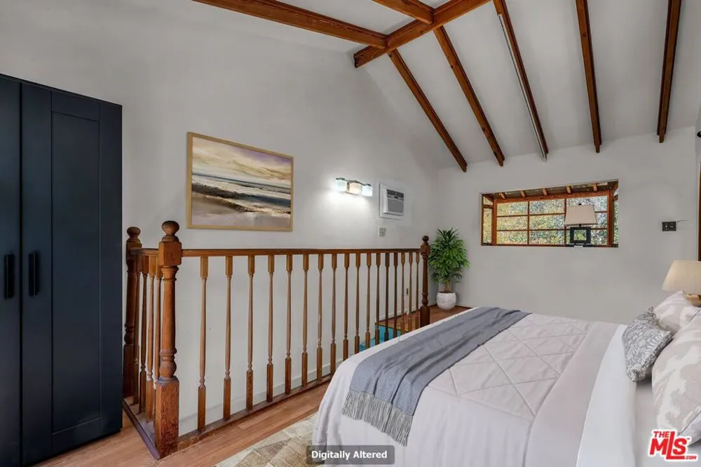2519 Horse Shoe Canyon Road Los Angeles, CA 90046