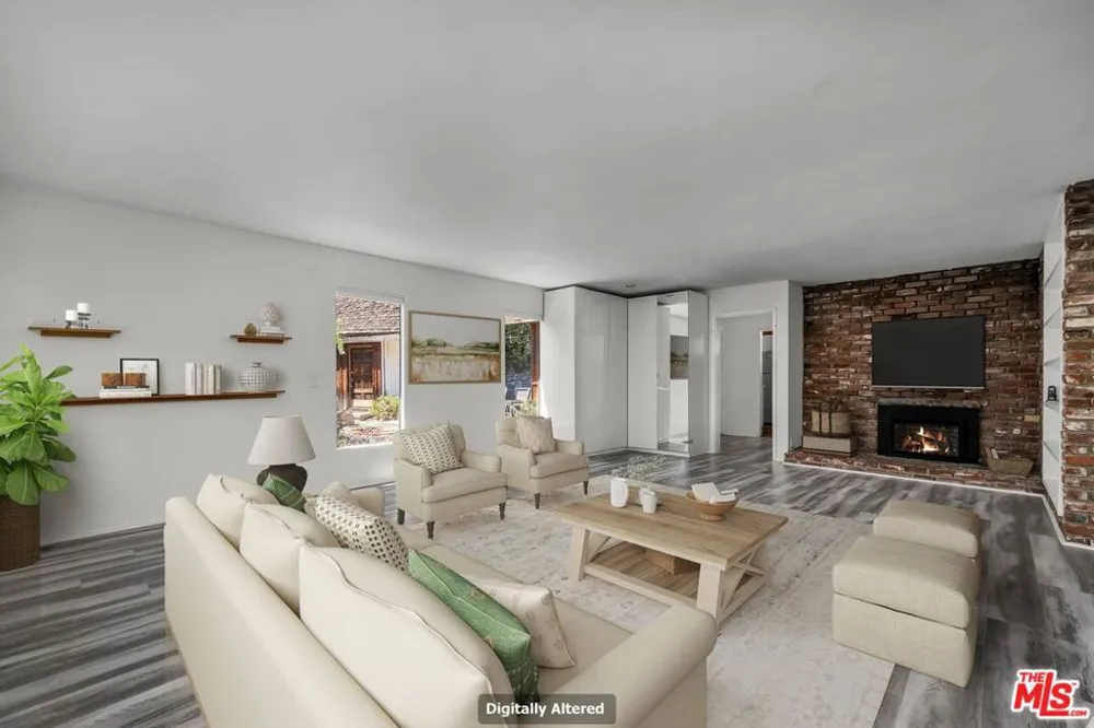 2519 Horse Shoe Canyon Road Los Angeles, CA 90046