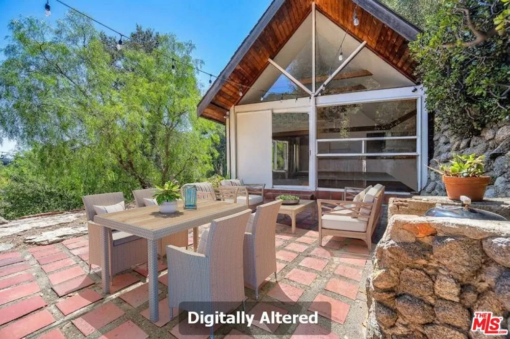 2519 Horse Shoe Canyon Road Los Angeles, CA 90046