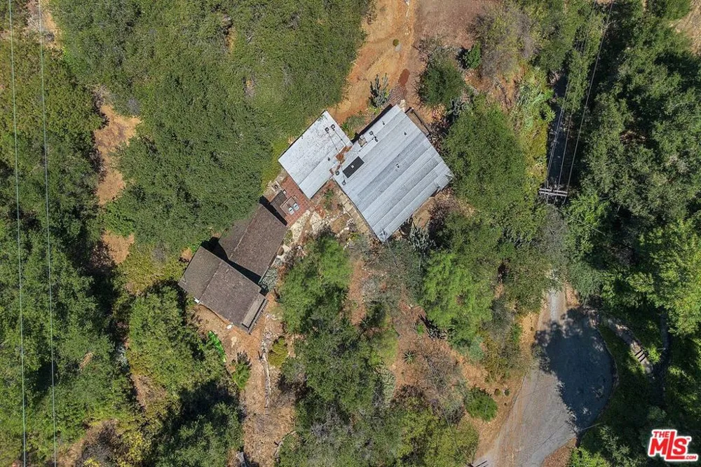 2519 Horse Shoe Canyon Road Los Angeles, CA 90046