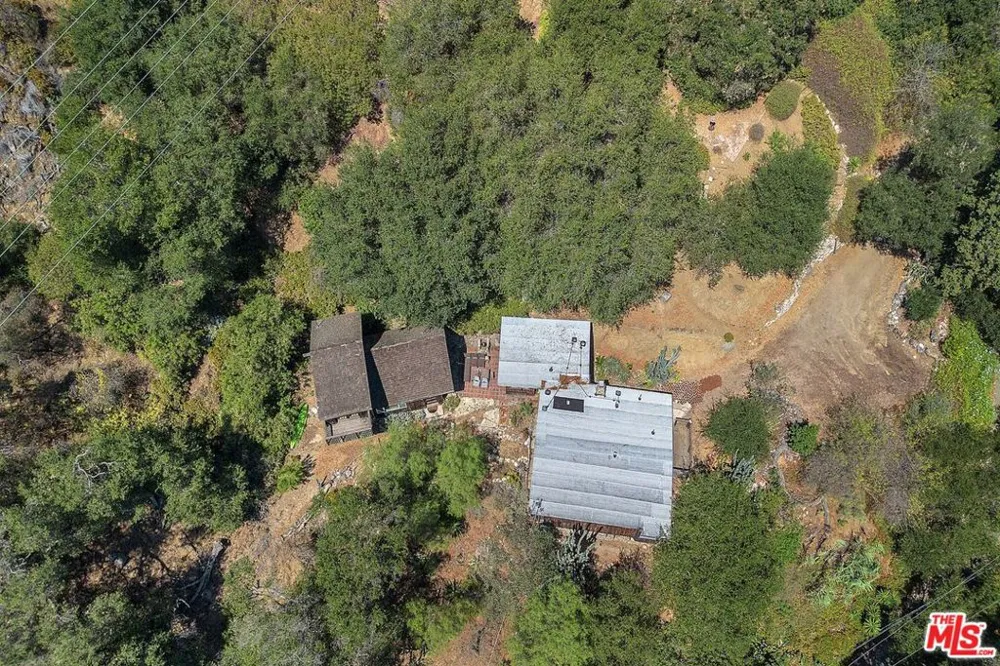 2519 Horse Shoe Canyon Road Los Angeles, CA 90046