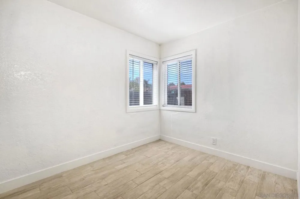905 W Washington Ave El Cajon, CA 92020