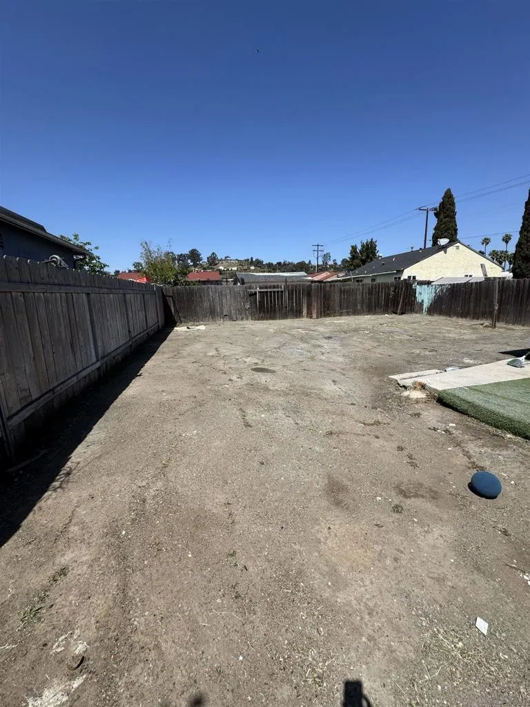 905 W Washington Ave El Cajon, CA 92020