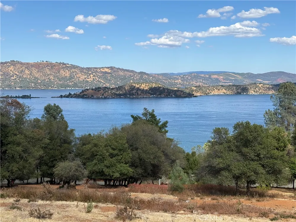 3337 Riviera West Kelseyville, CA 95451