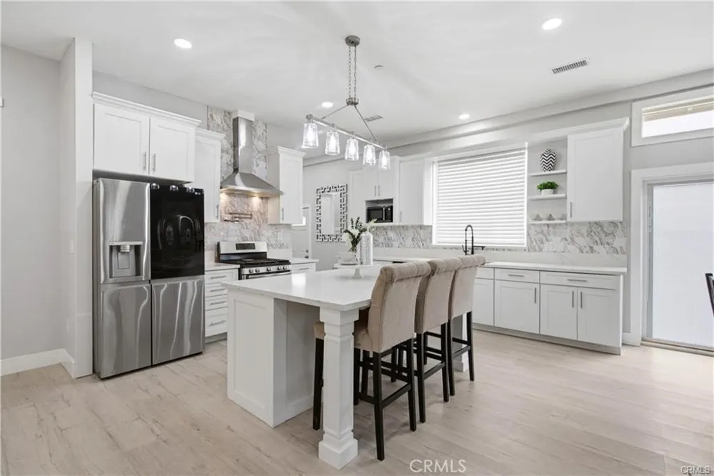 13225 Mountain Pinon Hills, CA 92372