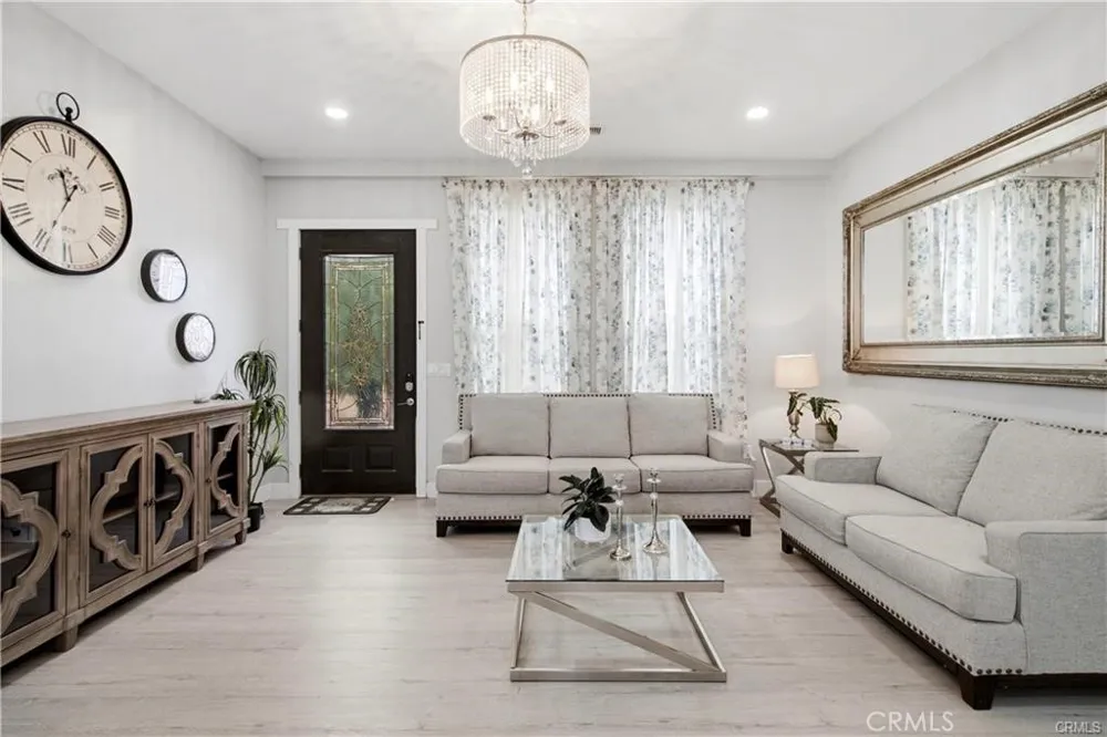 13225 Mountain Pinon Hills, CA 92372