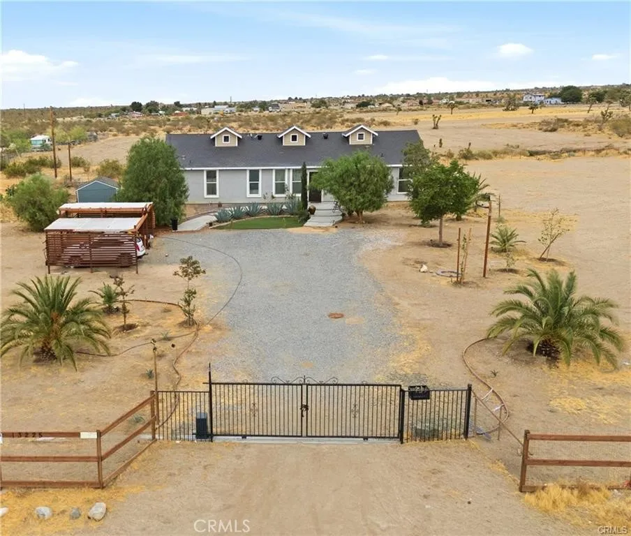 13225 Mountain Pinon Hills, CA 92372