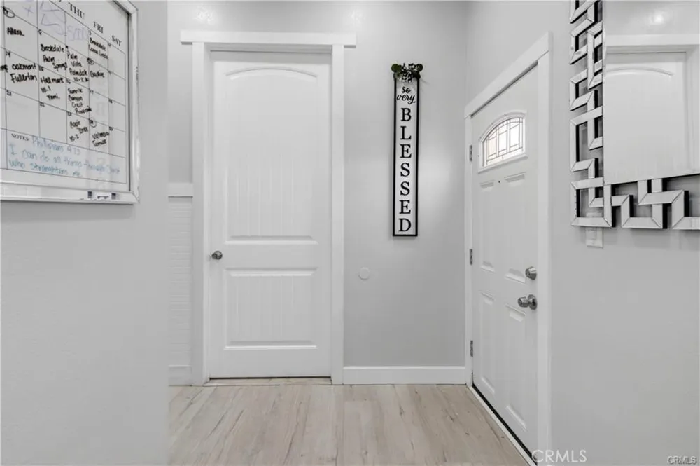 13225 Mountain Pinon Hills, CA 92372