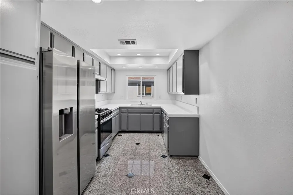2105 Derek #3 Fullerton, CA 92831