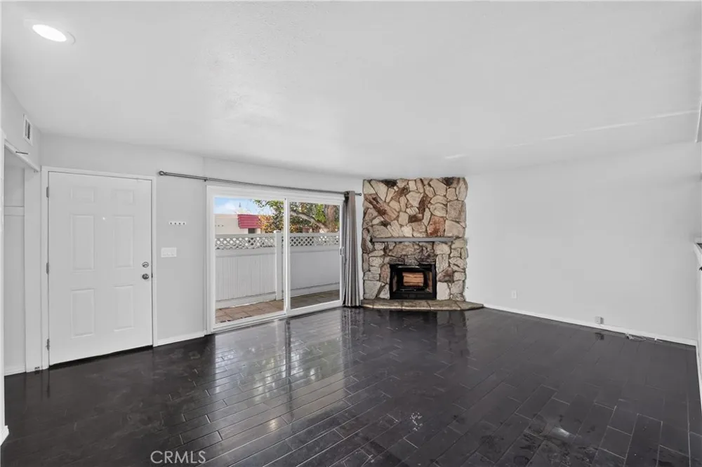 2105 Derek #3 Fullerton, CA 92831
