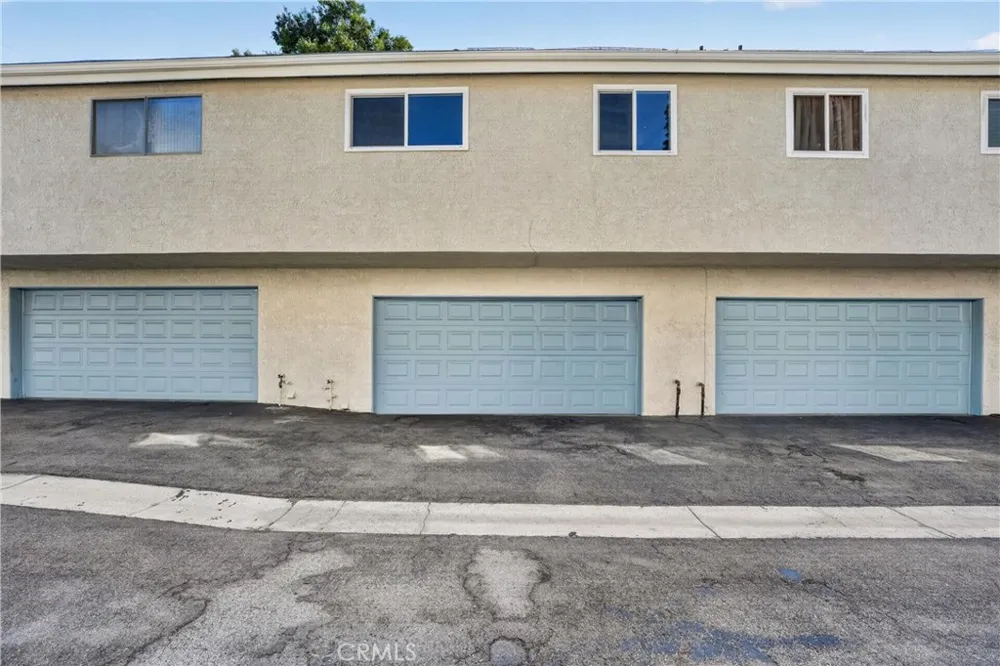 2105 Derek #3 Fullerton, CA 92831