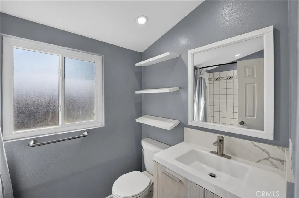 2105 Derek #3 Fullerton, CA 92831