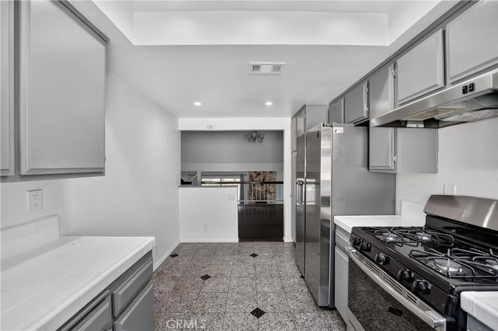 2105 Derek #3 Fullerton, CA 92831