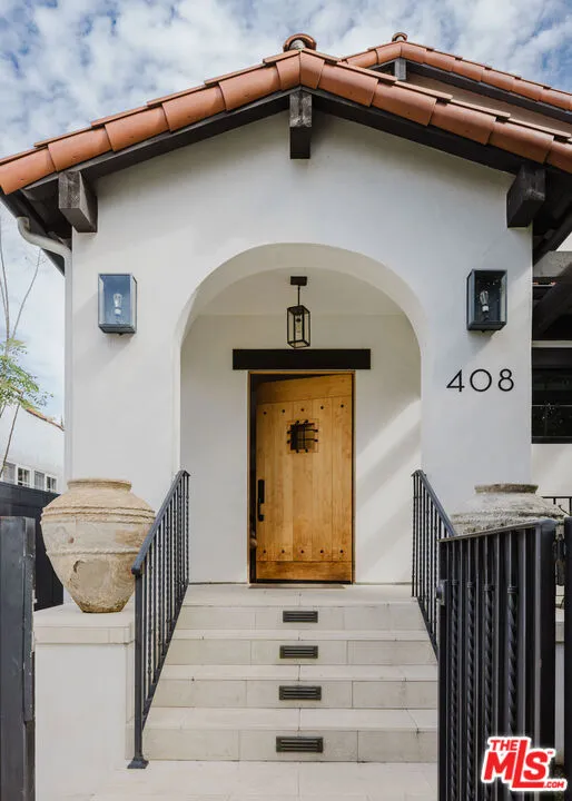 408 Westbourne Drive Los Angeles, CA 90048