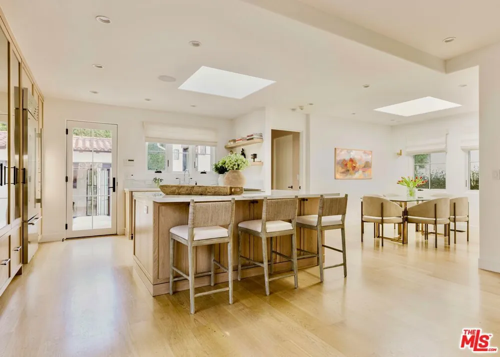 408 Westbourne Drive Los Angeles, CA 90048