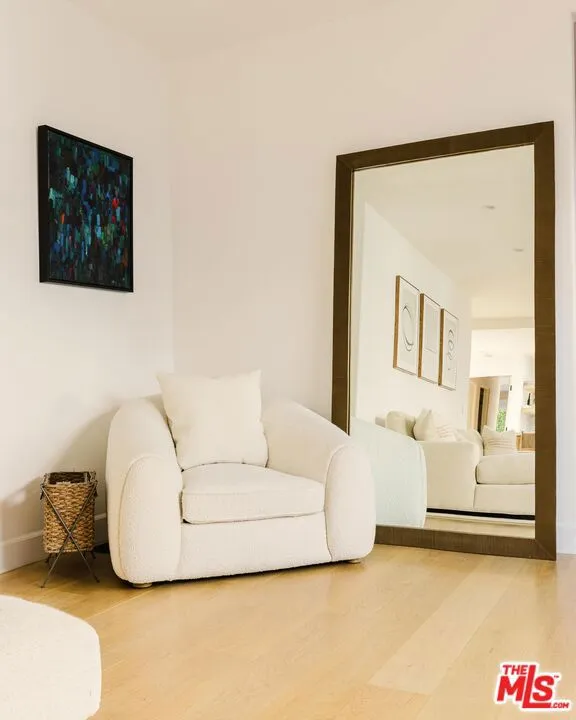 408 Westbourne Drive Los Angeles, CA 90048