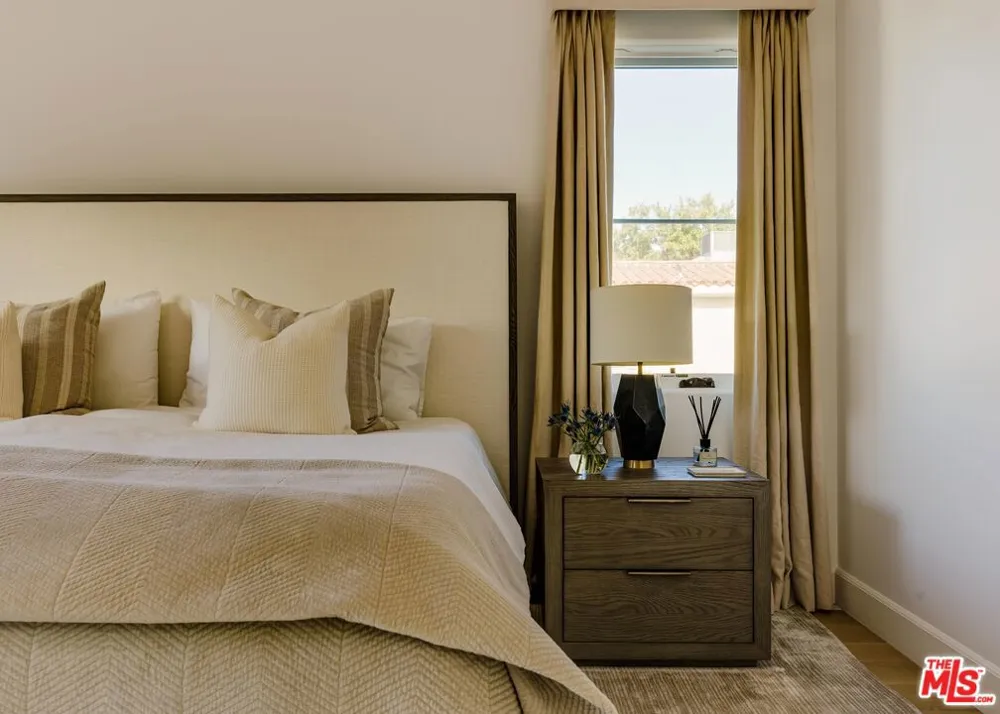 408 Westbourne Drive Los Angeles, CA 90048