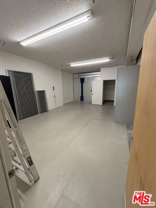 555 Commercial Road #6 Palm Springs, CA 92262