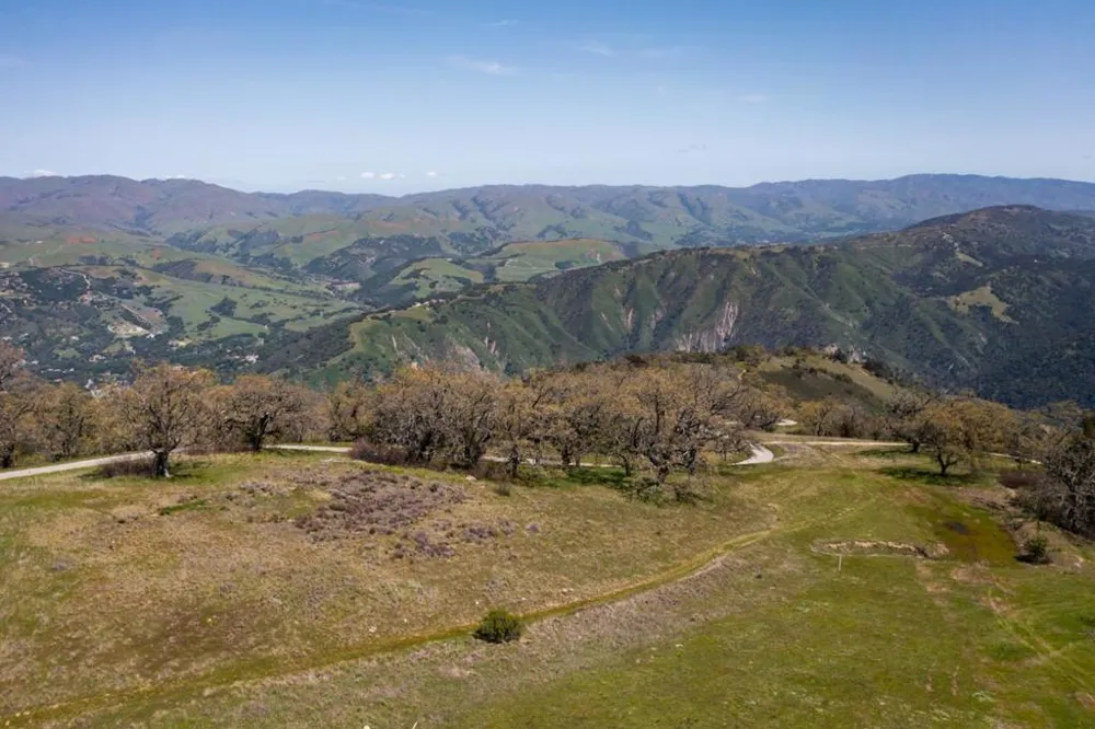 26 Long Ridge Trail Carmel, CA 93923