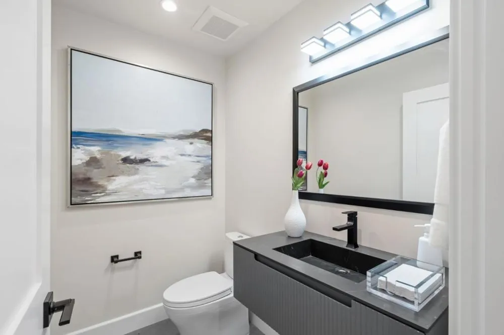 38 Bishop Lane Menlo Park, CA 94025