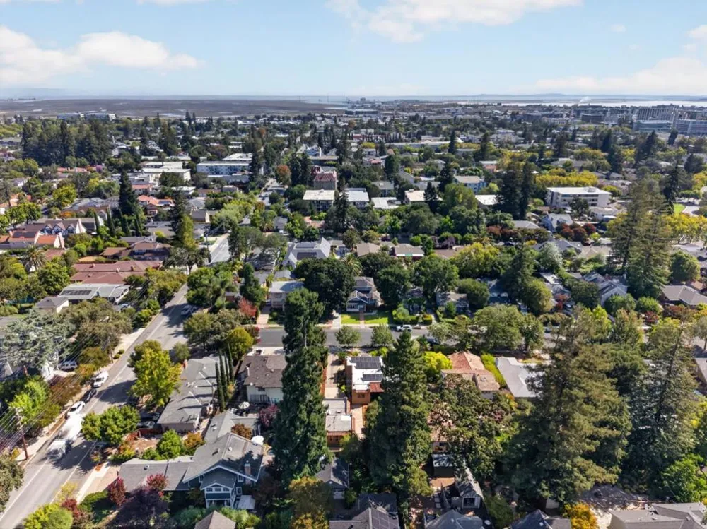 24 Fulton Street Redwood City, CA 94062
