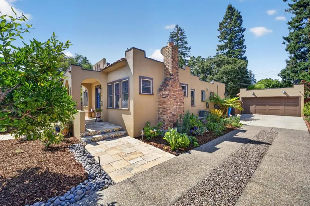 24 Fulton Street Redwood City, CA 94062