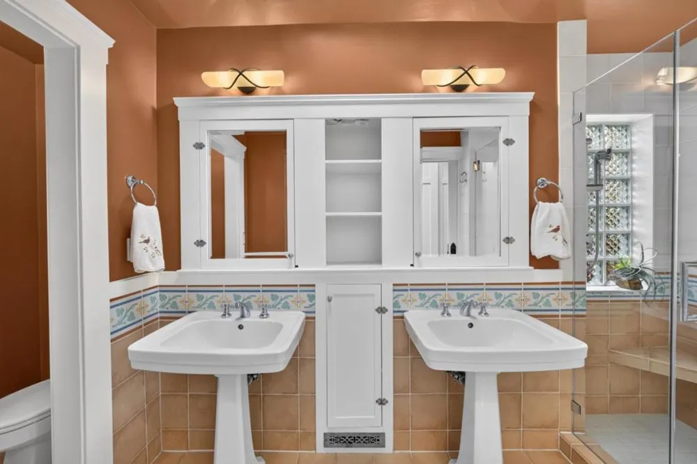 24 Fulton Street Redwood City, CA 94062