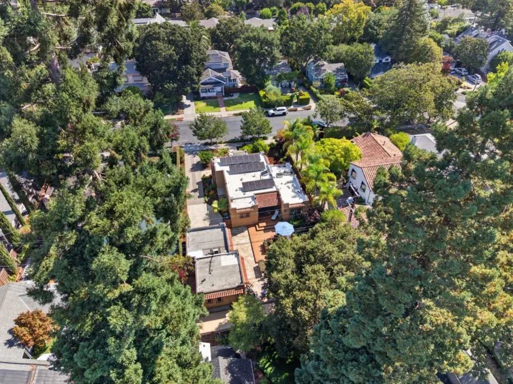 24 Fulton Street Redwood City, CA 94062