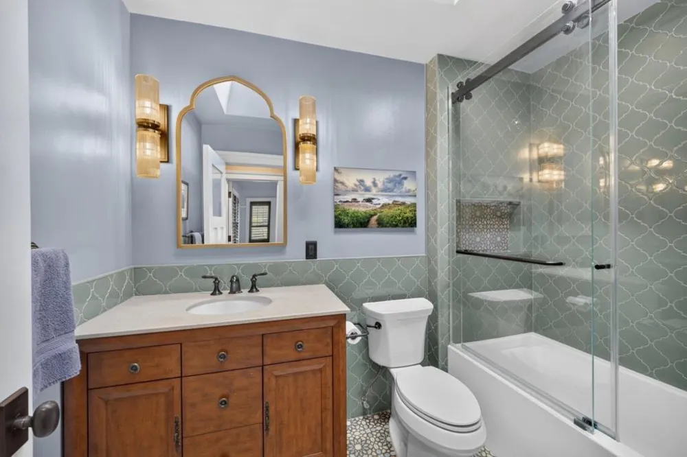 24 Fulton Street Redwood City, CA 94062