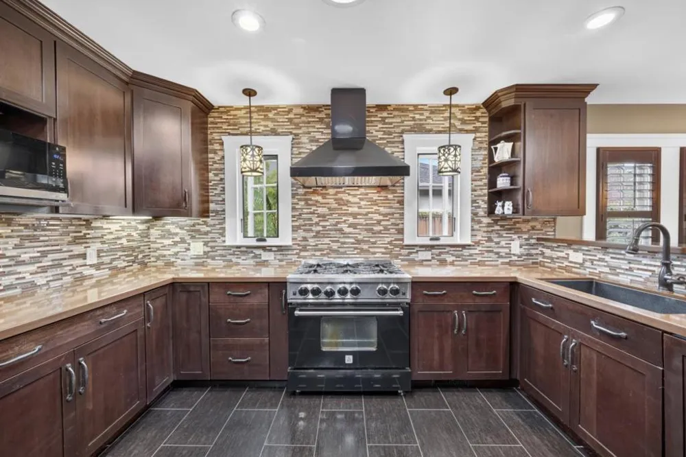 24 Fulton Street Redwood City, CA 94062