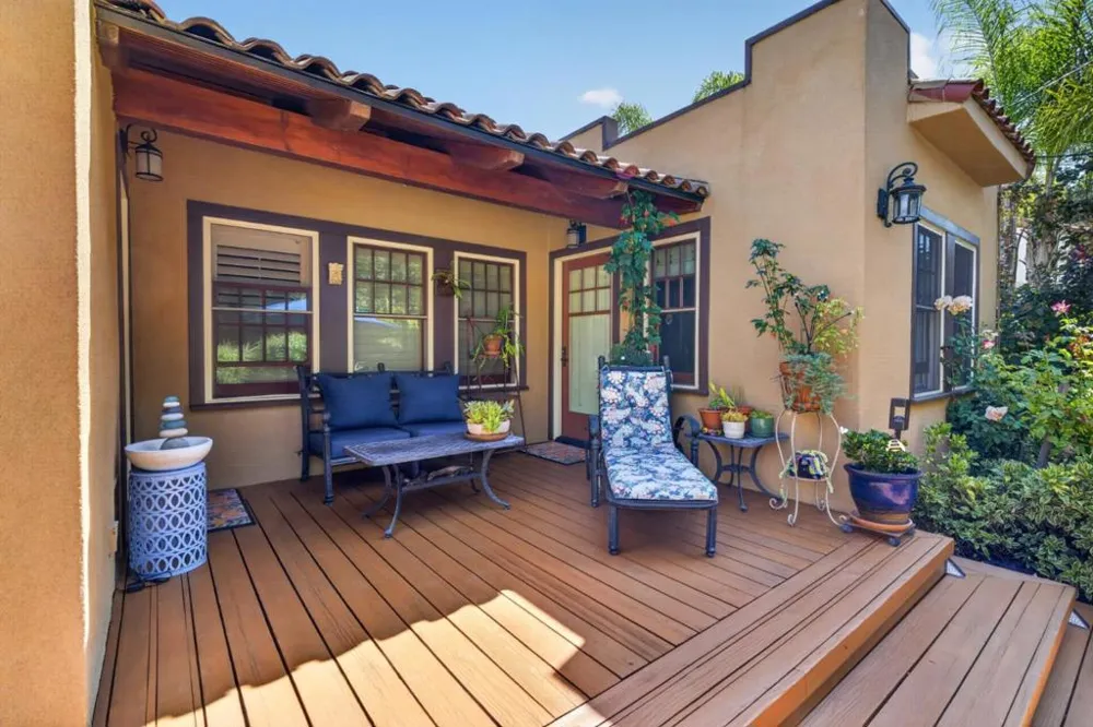 24 Fulton Street Redwood City, CA 94062